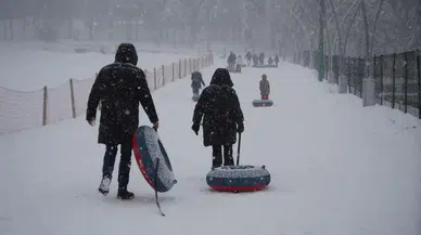 Kartepe’de kış masalı başladı: Kar kalınlığı 60 santimetreye ulaştı!