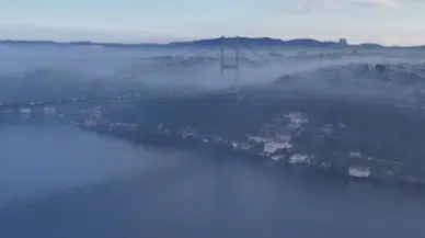 İstanbul’da sabah saatlerinde sis etkili oldu, boğaz beyaza büründü