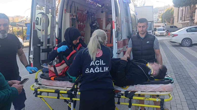 Antalya’da U dönüşü kazayla bitti: Ehliyetsiz sürücüye ceza!