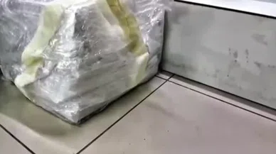 İnşaat işçisi gibi göründü… Kontrolde 3 kilo yasaklı madde çıktı!