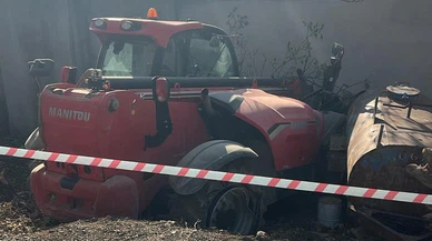 Freni patlayan iş makinesi duvarla sıkıştırdı: Adıyaman'da korkunç kaza!
