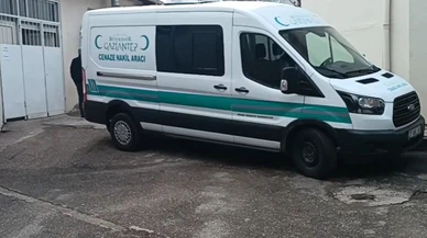 Gaziantep’te alev topuna dönen otomobilde feci veda! O candan geriye sadece küller kaldı...