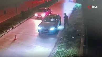 Polise çarptı, kaçtı! Ölümden saniyelerle kurtulan anlar görüntülendi