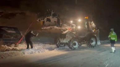 Kış tatili değil, kar tuzağı... Kayseri'de film gibi kurtarma operasyonu!