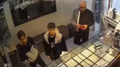 Çocuklardan altın değerinde dürüstlük! Bakan Kacır’ın ziyaret ettiği minikler Türkiye’ye örnek oldu