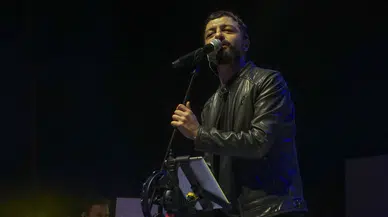 Şarkıcı Mehmet Erdem sessizliğini bozdu... Babasıyla ilgili acı haberi duyurdu!