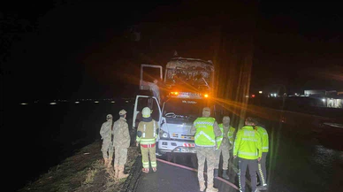 Nusaybin–Cizre yolunda tır yangını: Geriye demir yığını kaldı!