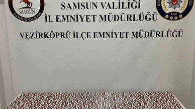 Çantadan kitap değil, hap çıktı... Gençler 'İlaç' dedi, polis 'Ticaret' yazdı!