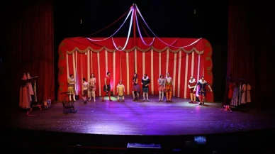 Bu Hafta Şehir Tiyatrolarında Hangi Oyunlar Var, Bilet Fiyatları Ne Kadar? (26 Şubat - 2 Mart)