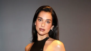 Grammy Ödüllü Ünlü Şarkıcı Dua Lipa’dan Sürpriz Mesaj! Yeni Proje Mi Geliyor?
