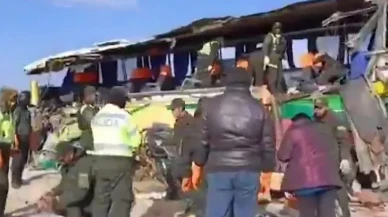 Otobüs kazasında 37 kişi hayatını kaybetti, 39 yaralı var