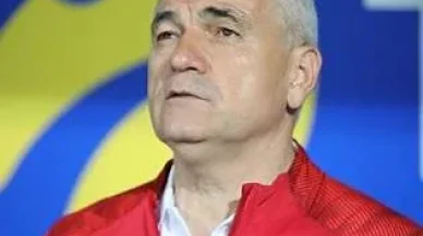 Rıza Çalımbay Kimdir, Kaç Yaşında, Nereli, Hangi Takımları Çalıştırdı, Teknik Direktörlüğe Devam Ediyor mu?