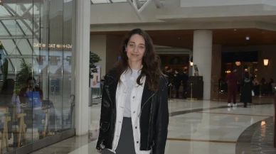 Ünlü Oyuncu Yaz Moduna Girdi! Özge Özacar’ın AVM Stili Çok Konuşulacak