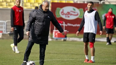 İsmail Kartal İran'da Tarih Yazmaya Devam Ediyor! Kartal İran'da Ayın Teknik Direktörü Ödülüne Layık Görüldü