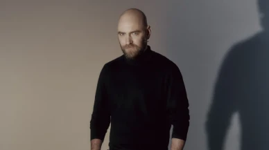 Mugler Tahtında Şaşırtan Değişim: Moda Dünyasının Tanımadığı İsim Baş Kreatif Oldu!