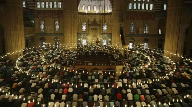 İstanbul'da Bayram Namazı Saat Kaçta, Bayram Namazı Nasıl Kılınır, Kaç Rekat? 2025 İstanbul Bayram Namazı Saati