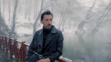 Emrah Akduman’dan Karlar Altında Romantik Klip: “Bilmiyorsun”
