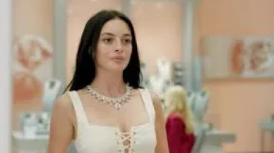 Melis Sezen’den Dikkat Çeken İtiraf: "Kendime Fazla Yükleniyorum"