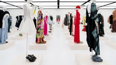 Moda Değil, Bir Sanat Eseri: LOEWE'nin 179 Yıllık Hikayesi Tokyo'da Hayat Buluyor!