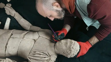 Aspendos'ta tarihi keşif: Hermes Heykeli gün yüzüne çıkarıldı