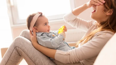 Bebek Bakarken de Bakımlı Görünmek Mümkün! Anneler İçin 5 Dakikada Makyaj Rutini: Hızlı ve Etkili