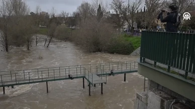 İspanya'da Şiddetli Yağış Ve Fırtına Paniği: Yağışlar Sele Neden Oldu