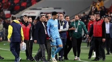 İrfan Can Eğribayat İsyan Etti: "N'Diaye Maç Sonu Sırtıma Dirsek Attı"