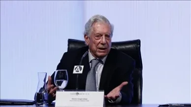 Latin Amerika Edebiyatının Güçlü Sesi: Mario Vargas Llosa 89 Yaşında Hayatını Kaybetti