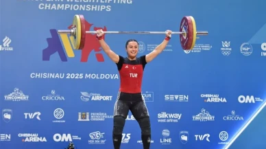 Kadın Halterinde Zirveye Bir Adım: Aysel Özkan Altını Kaptı, Gümüşle Taçlandırdı!