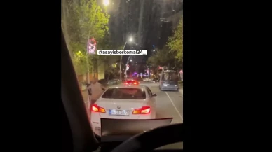 Aracı Sıkıştıran Trafik Magandası Yolu Kesti: O Anlar Kameraya Yansıdı