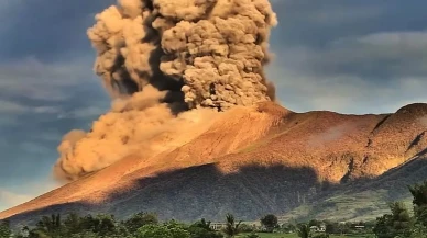 Kanlaon Yanardağı Uyandı! Gökyüzünü 4 Bin Metreye Kadar Kül Kapladı