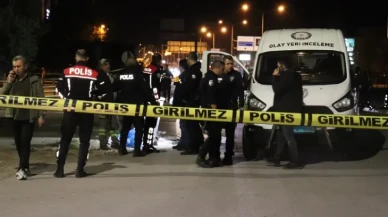 “Ölü Doğdu” Diyerek Bebeğini Çöpe Attı