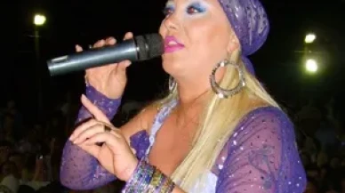 Şarkıcı Güllü’nün Şaşırtan Değişimi! 70 Kilo Verdi Adeta Yeniden Doğdu