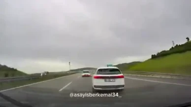 Sinyal Vermeden Şerit Değiştirdi Akan Trafiği Tehlikeye Attı: O Anlar Araç Kamerasına Yansıdı
