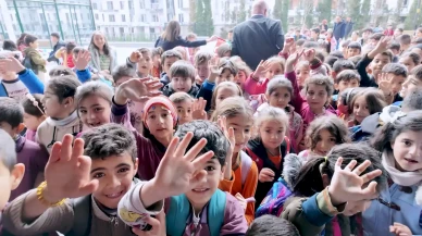 Kahramanmaraş’a umut oldu: Haydar Aliyev İlkokulu’nda sevinç ve coşku