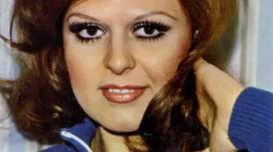 Neşe Karaböcek 50 Yıllık Sırrı Kitabında Açıkladı! Kardeşi Gülden Karaböcek'e Neden Hâlâ Kırgın?