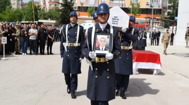Görev Başında Şehit Düşen Jandarma Uzman Çavuş Şükrü Taş'a Gözyaşlarıyla Veda!
