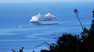 Bodrum'da Turizm Patladı! Dev Kruvaziyer Sezonu Başlattı