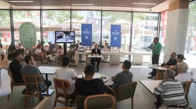 Artuklu Üniversitesi'nde Mardin ve Kudüs’ün Küresel Barışa Katkıları Tartışıldı