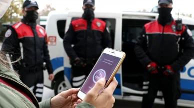 İzmir’de KADES alarmı: Polisi bıçaklayan saldırgan vurularak durduruldu