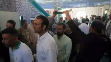 Muş’ta 6 Yıllık Kan Davası Barışla Sonuçlandı: İki Aile Cami Avlusunda Kucaklaştı