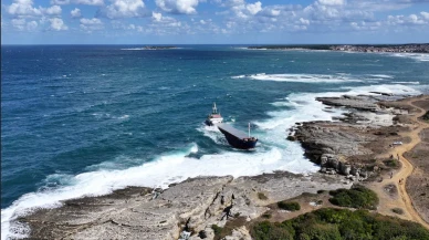 Kocaeli’de kuru yük gemisi karaya oturdu: Ekipler müdahale ediyor