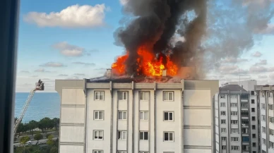 Ordu’da 7 katlı binanın çatısı alev alev yandı