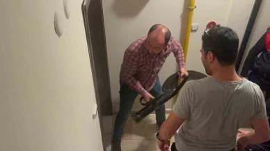 “Bıçaklandım” diyerek polisi alarma geçirdi, kapı kırılınca gerçek ortaya çıktı