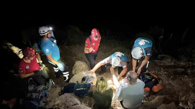 Tarihi yolda mahsur kalan 3 kişi kurtarıldı