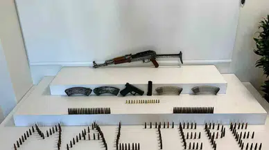 Ev değil cephanelik... Maltepe’de sessiz evden gürültülü silahlar çıktı!