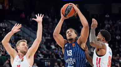 Anadolu Efes evinde direndi ama Olympiakos engelini aşamadı