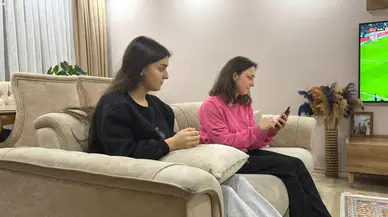 Telefonlarda büyük açık: 11 yaş farkı bile engel olmadı, 'Telefonum bana değil ablama açılıyor'