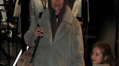 Dişçi kontrolü sonrası alışveriş molası: Pelin Akil ve kızı Nişantaşı’nda