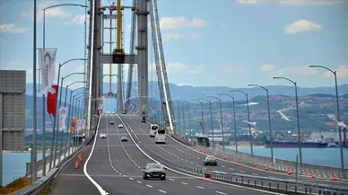 Otoyol ve köprüler 1,1 milyar aracı ağırladı: 2025 trafiği rekor üstüne rekor kırdı!